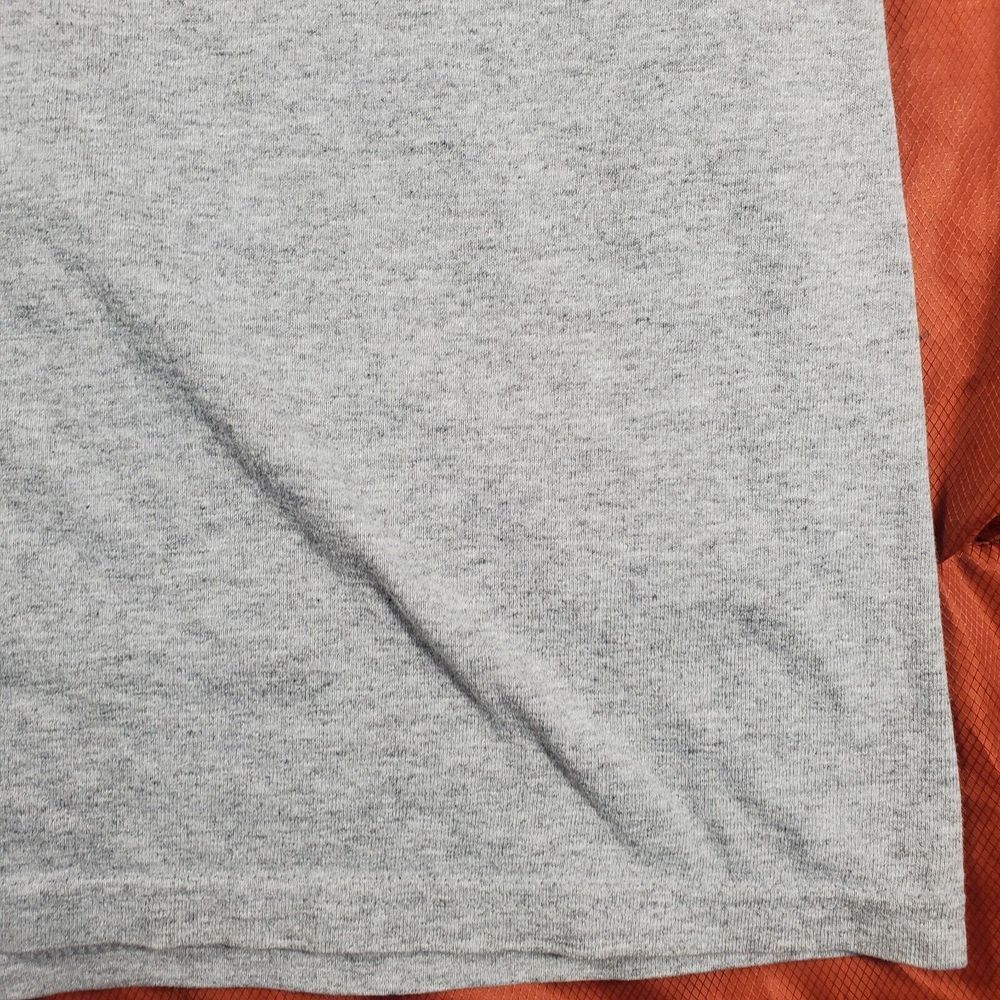Vintage Y2K Disney Store Winnie The Pooh T-Shirt Medium VTG Made In USA Walt WDW - Picture 6 of 12